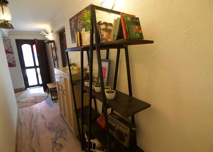 Wanderer's Double Bedrooms With Living And Kitchen - A Away From Gasthuis