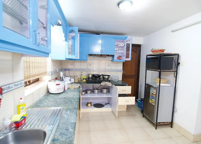 Wanderer's Double Bedrooms With Living And Kitchen - A Away From Gasthuis Kathmandu