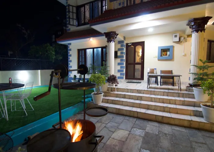 Wanderer's Double Bedrooms With Living And Kitchen - A Away From Gasthuis Kathmandu